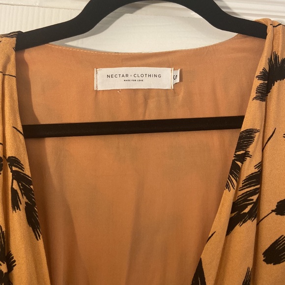 Nectar Clothing Romper - Picture 2 of 3